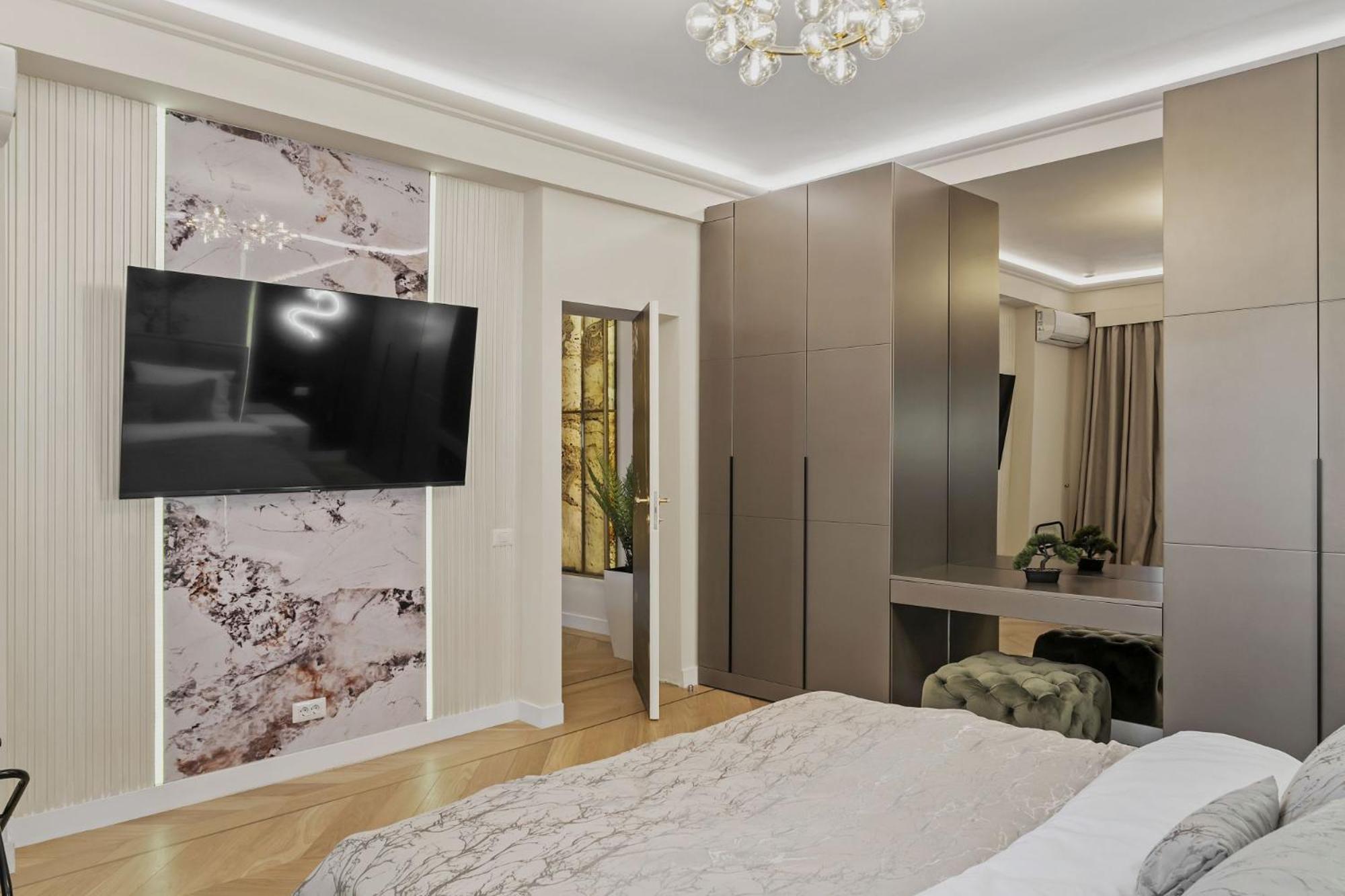 Central Two Rooms Apartment The Paradise Of Lights Bucureşti Eksteriør bilde